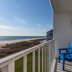 Direct Oceanfront Suite